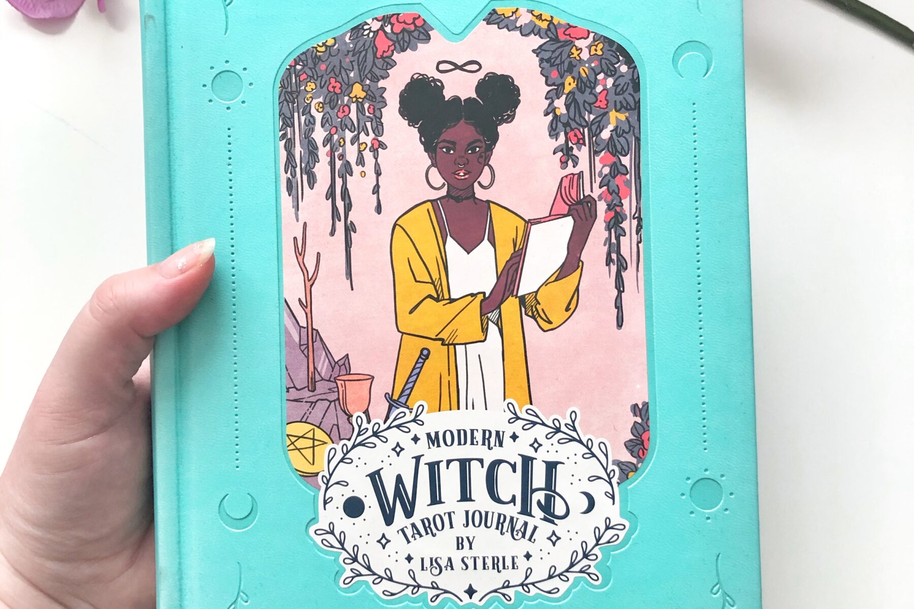 Modern Witch - Tarot Journal - van Lisa Sterle